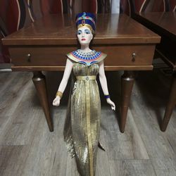 NEFERTITI EGYPT QUEEN Franklin Mint 23" PORCELAIN HEIRLOOM DOLL Gorgeous (Read)