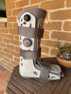 Free Aircast Leg or Ankle Boot Brace