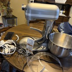 KitchenAid Pro 600 Excellent Cond 