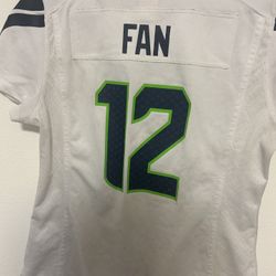 Nike Woman’s Seattle Seahawks 12th Man Road Jersey Medium Stained Used