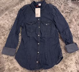 Women’s H&M Denim Button-Down Shirt