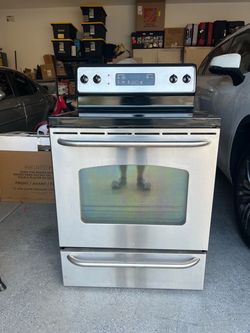 Stainless Steel Electric Range with Glass Cooktop