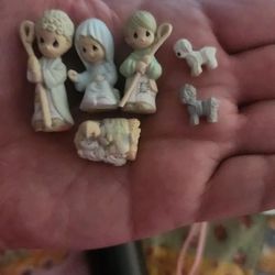 Tiny Precious Moments Nativity Set 