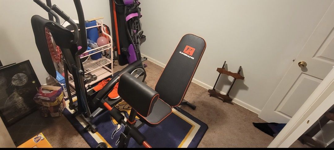 Adjustable Weight Bench