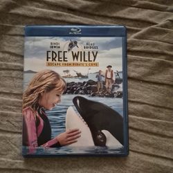 Free willy escape from pirates cove blu ray plus dvd