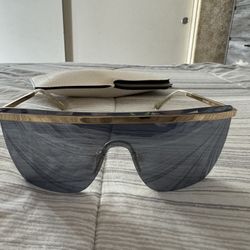 Quay JLO Sunglasses 