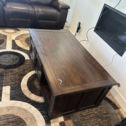 Living room Coffee table