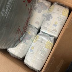 Diapers 