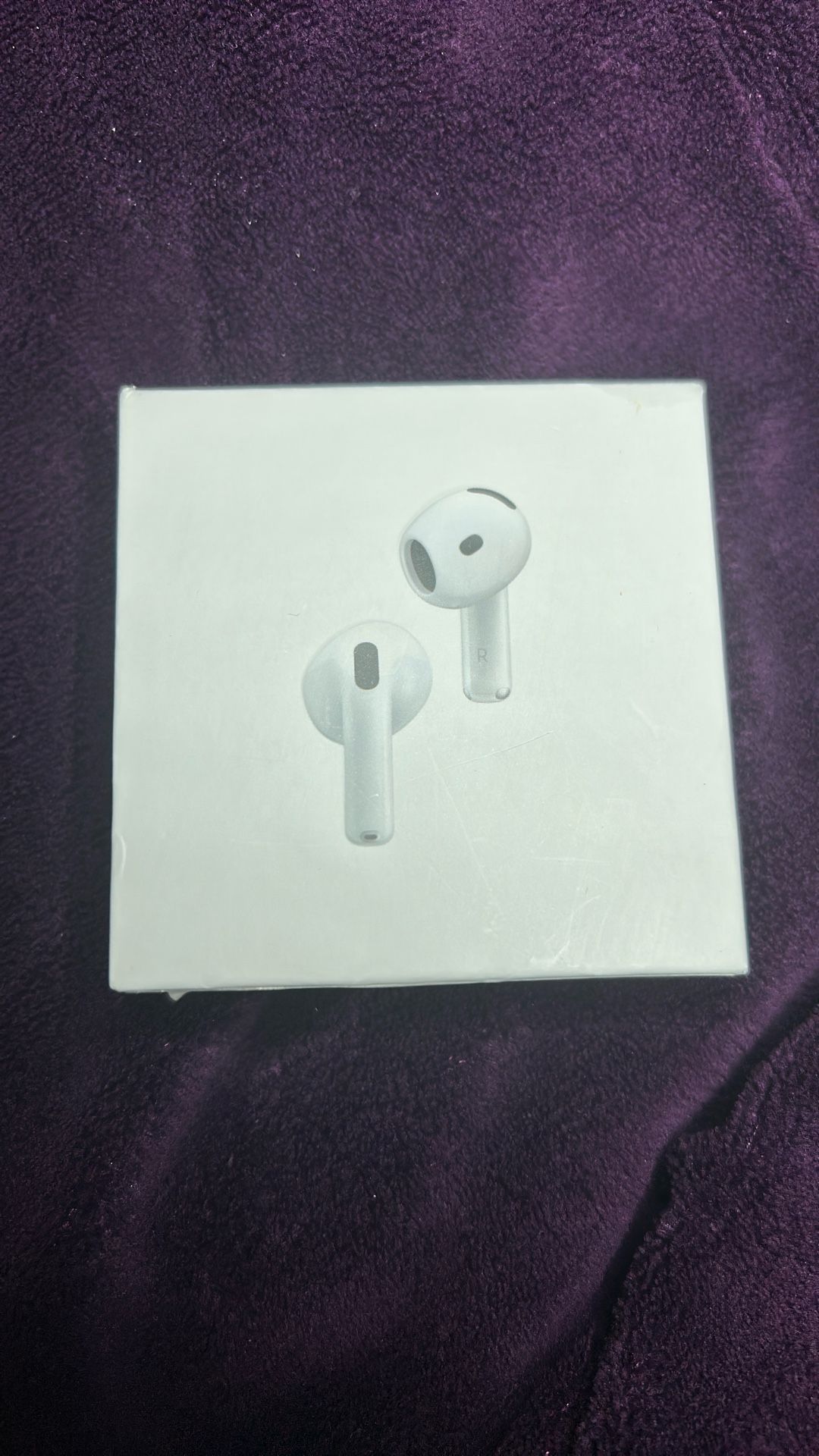 AirPods 4