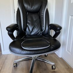 Smugdesk Large Leather Executive High Back Office Chair