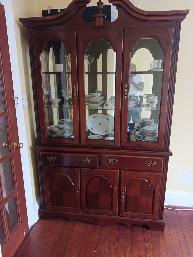 China Cabinet 