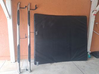 Tapa y estrivos 1500 dodge ram  clásica 2019