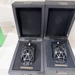 Razer Viper Mini Signature Edition - Black Model RZ01-0441 2nd Edition
