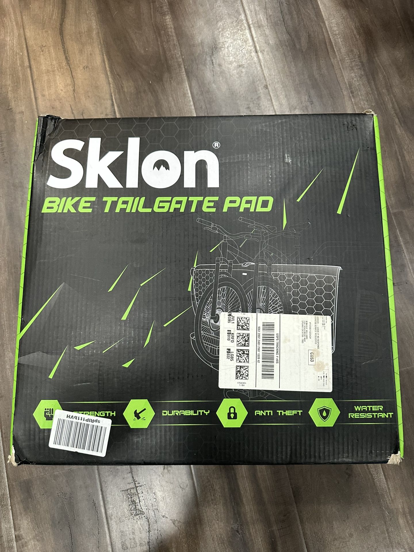 Sklon Tailgate Bike Pad with Built in Anti-Theft Locking System