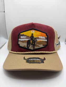 Cuerno Bravo. Brand new Hats. Cachuchas y Gorras nuevas. Western, truckers, and sports hats. Located in HESPERIA.