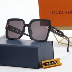 Designer Sunglasses 😎👉See Models Photos
