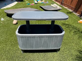 2-in-1 Pop-Up Table and Cooler