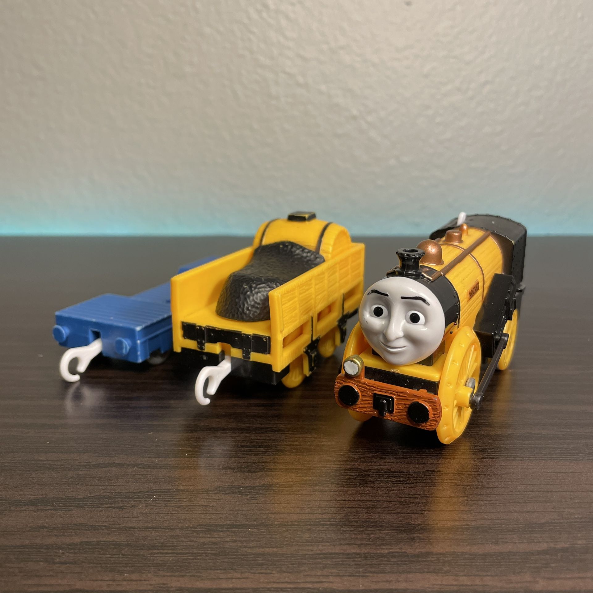 Thomas &Friends Trackmaster Train Stephen the Rocket & Flatbed WORKS 2012 Mattel
