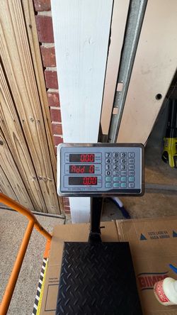 Title: Commercial Digital Platform Scale - 600 LB Capacity - Warehouse / Shipping