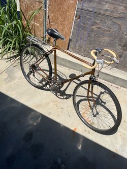 Vintage Hercules 10 speed frame Zise 21” 2 brand new tires 26 x 1/38