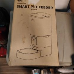 Smart Pet Feeder