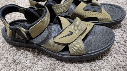 Nike ACG Air Deschutz+ Sandals – Women's 6 – Pre-Owned – $20