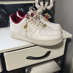 Nike Air Force 1 Summit White Team Red 