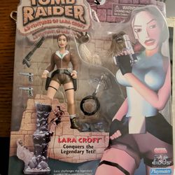 Lora Craft Action Figure 