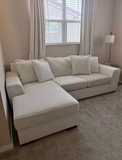 Living Spaces Delano Sofa With Reversible Chaise