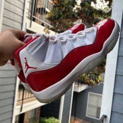 Jordan 11 Cherry 🍒 