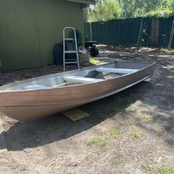 12 Ft Jon Boat With Trolling Motor