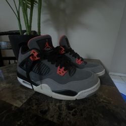 Jordan 4 “infrared”