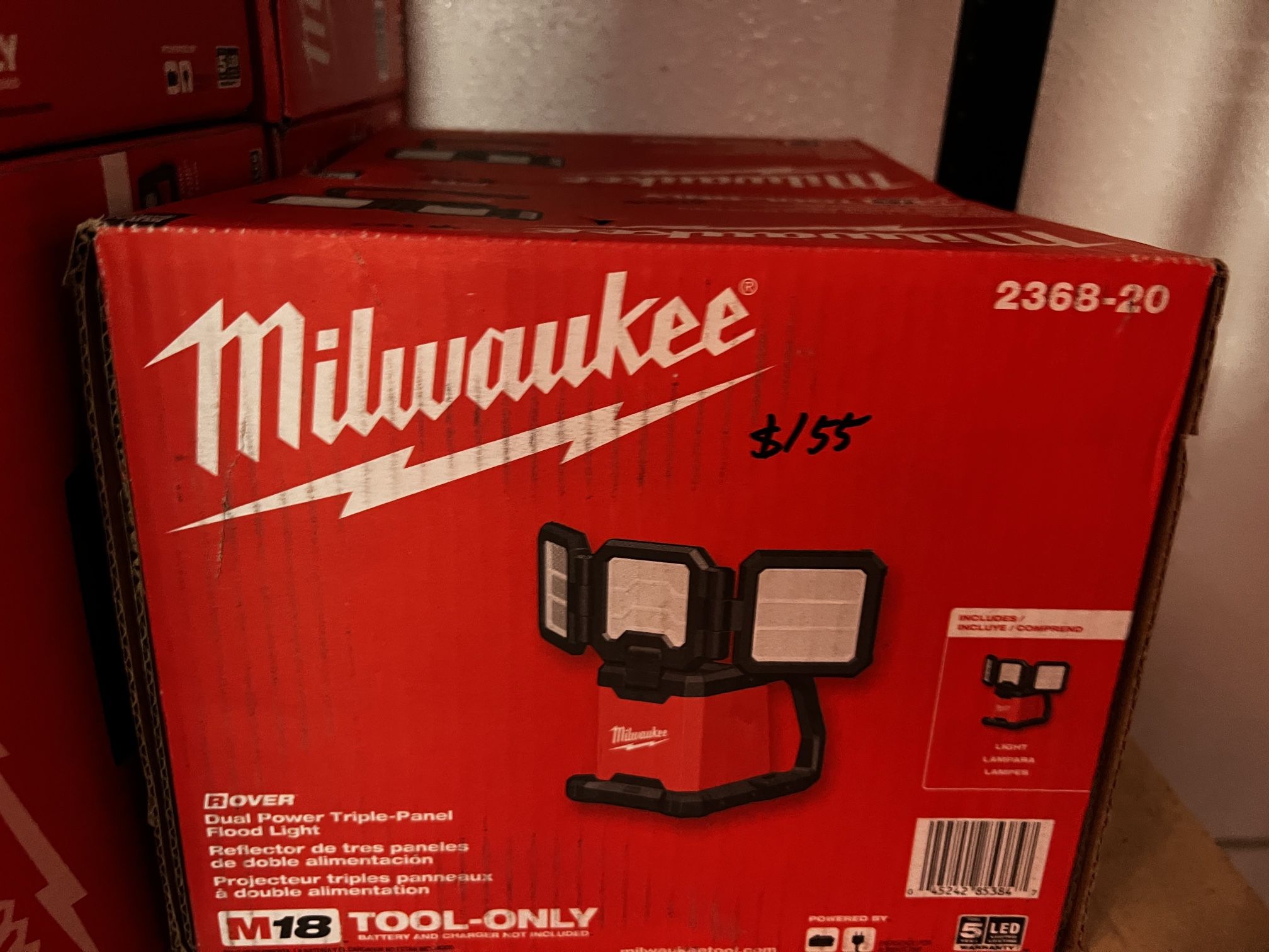 Milwaukee M18 Rover Dual Power triple panel Flood Light Tool Only