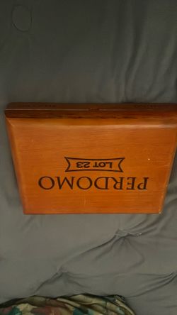 Perdomo Cigar Box