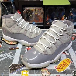 Jordan 11 Retro
Cool Grey Size 10.5