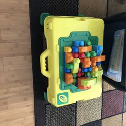 Crayola Activity Table