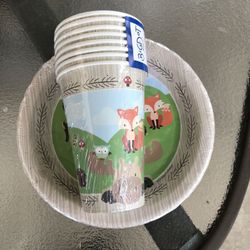 Woodland party supplies