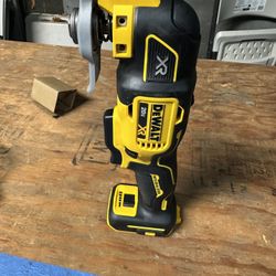 Dewalt Xr 3 Speed Multitool