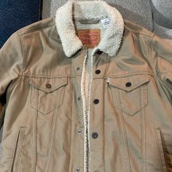 Levi’s Trucker Jacket (Small)
