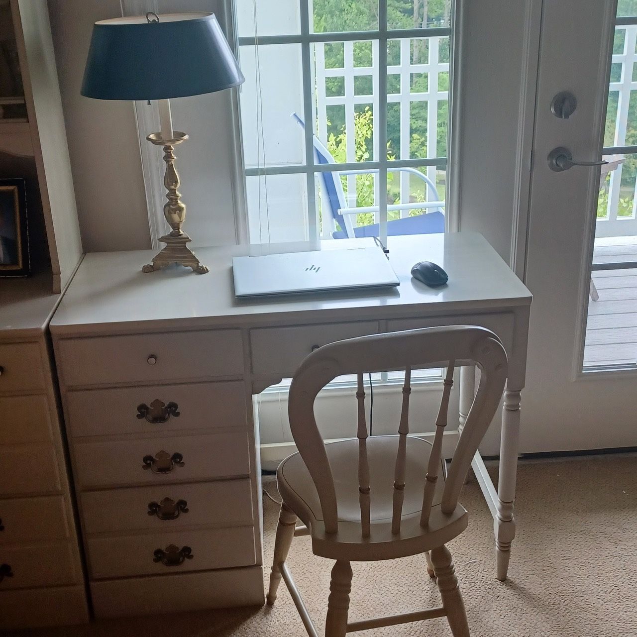 Book shelves And Desk