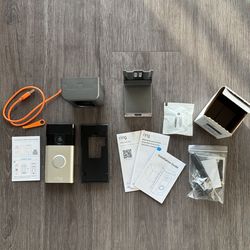 Ring Battery Doorbell (New) + Extra Mount