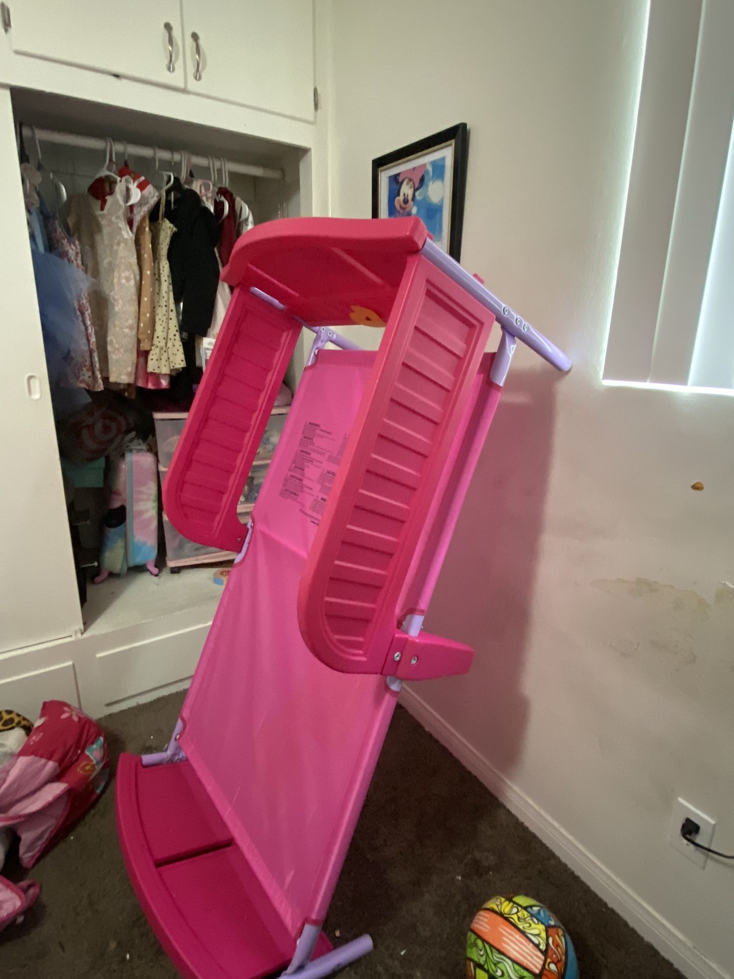 Toddler bed