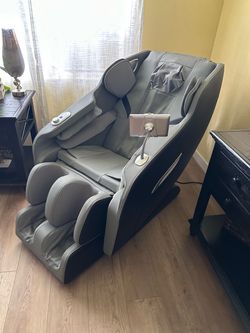 Full Body Massage Chair with Tablet Holder