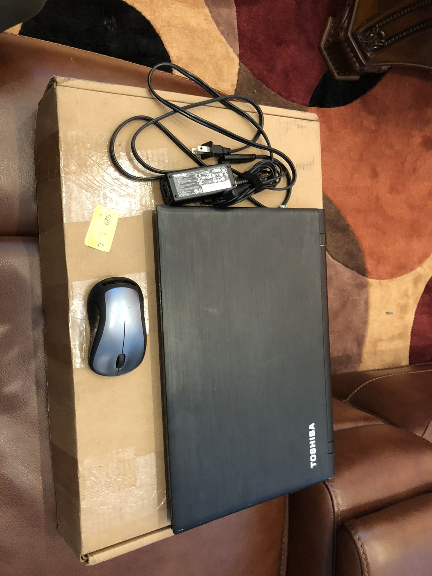 Toshiba 15.6 inch touchscreen laptop