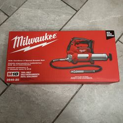 Milwaukee M18 Cordless Grease Gun (2646-20)