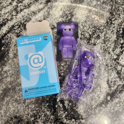 Medicom Bearbrick Series 51 AO Oni (Full Kit)
Open Box to confirm figure
 Sealed in bag with card 

Pick up 77095 near Telge/West