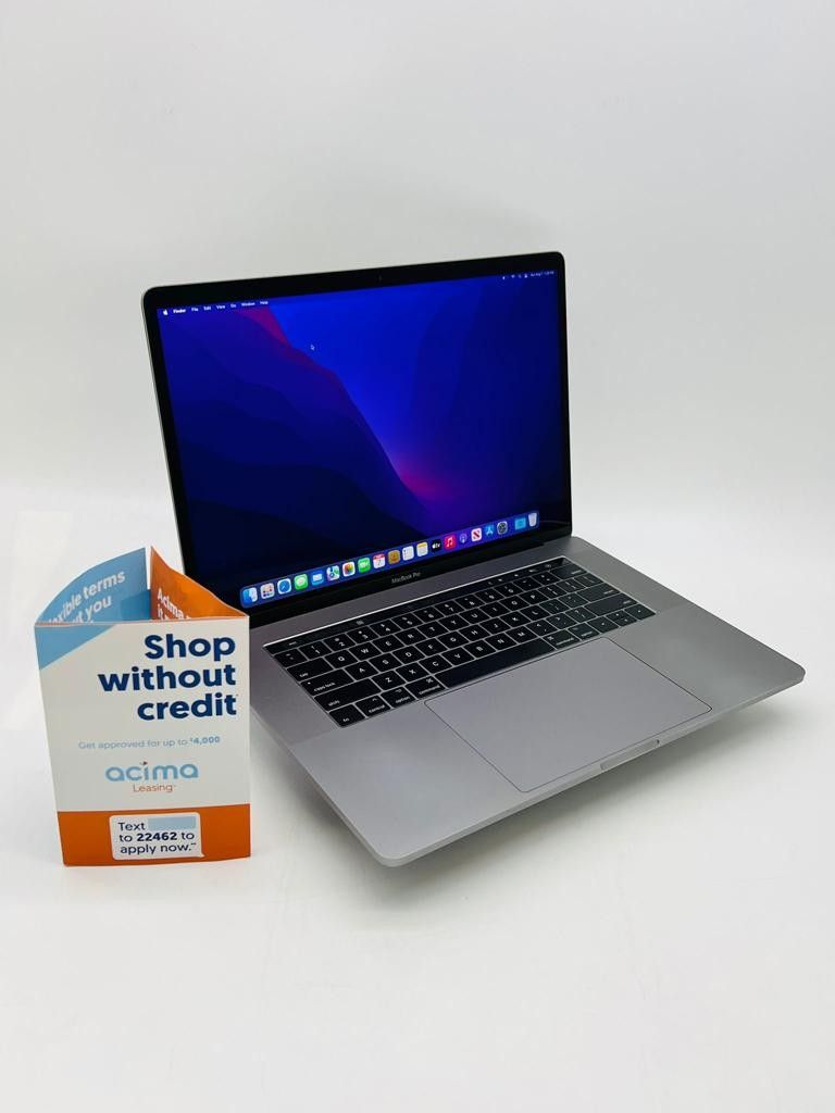 YEAR END SALE Apple MacBook Pro 15” Laptop Quad Core i7/16GB RAM/Touch Bar Warranty Included