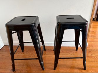 Black Metal bar stools 24 inches