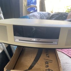 Bose Wave radio/ cd player