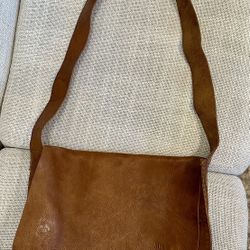 Handmade Italian Leather Messenger Bag – From Venice